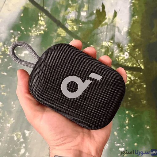 اطراف اسپیکر Soundcore A31X1 بند آویزی و طراحی قابلحمل